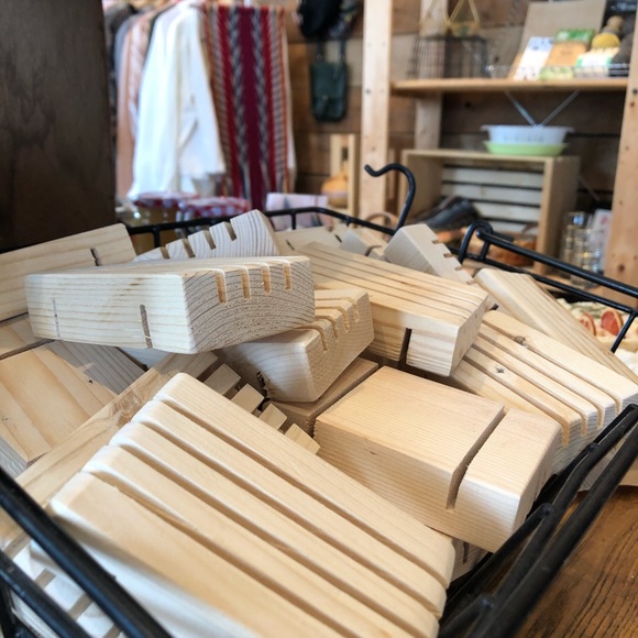 Solid Wood Handcrafted Soap Tray - Picture 6 of 6